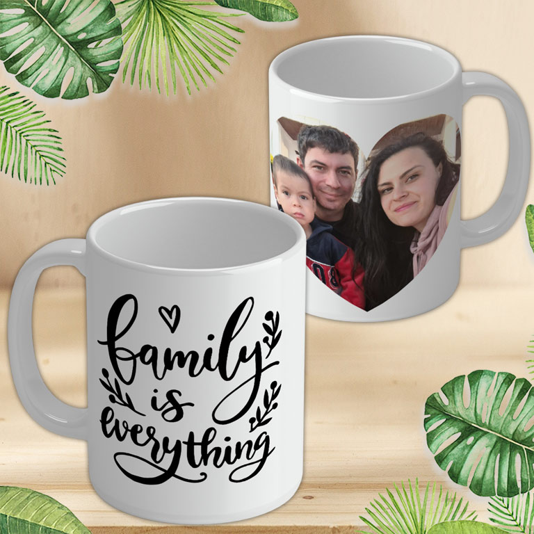 Cană personalizată family is everything